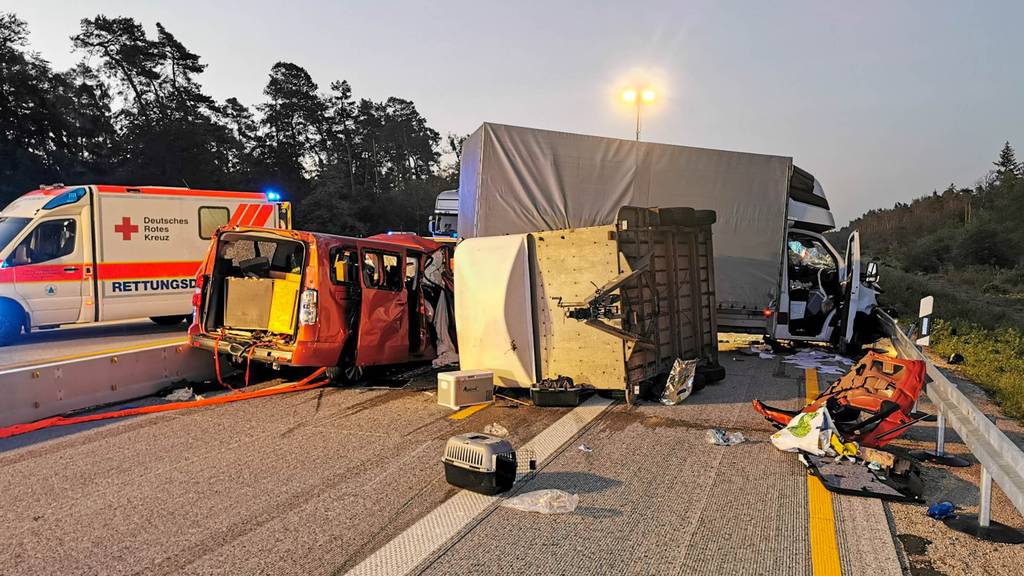 Unfall auf der Autobahn in Baden-Württemberg
