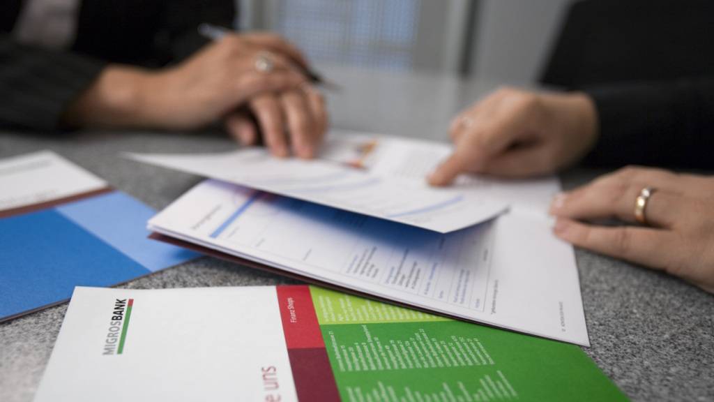 Schweizer Banken haben 2025 wieder deutlich mehr Hypothekarkredite vergeben. (Archivbild)