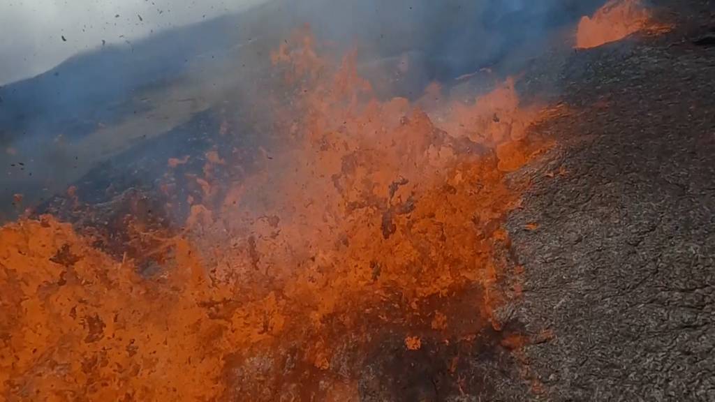 So hast du den Vulkanausbruch auf Island noch nie gesehen