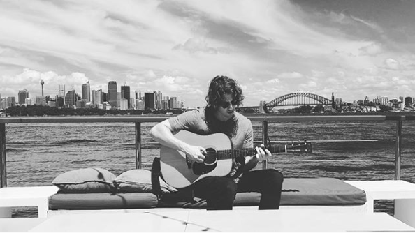 Gewinne Tickets für Dean Lewis und Noah Kahan