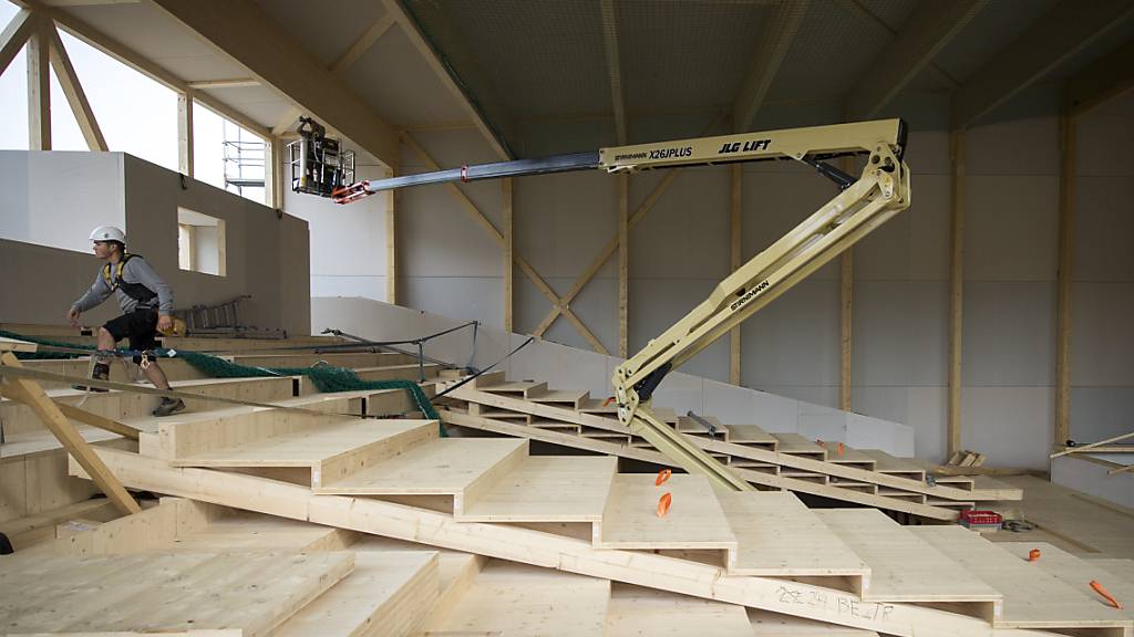 Drei Jahre lang wurde der Holzbau in St. Gallen als Theater genutzt. Nun wird das Provisorium abgebaut und nach Ingolstadt D transportiert. (Archivbild)