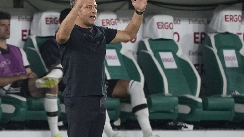 Seit Monaten lief es für den deutschen Bundestrainer Hansi Flick nichts mehr wie gewünscht - zuletzt gab es ein 1:4 gegen Japan