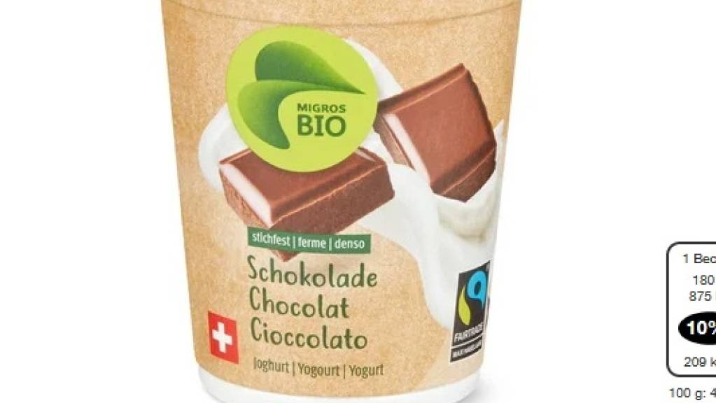Enthält nicht deklarierte Allergene: Bio-Fairtrade-Joghurt Schokolade von der Migros.