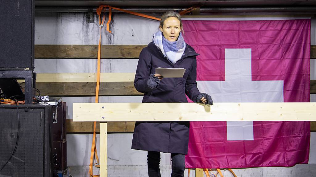 SVP-Politikerin Maria Wegelin trat bei einer Demonstration gegen Corona-Schutzmassnahmen als Rednerin auf. (Archivbild)