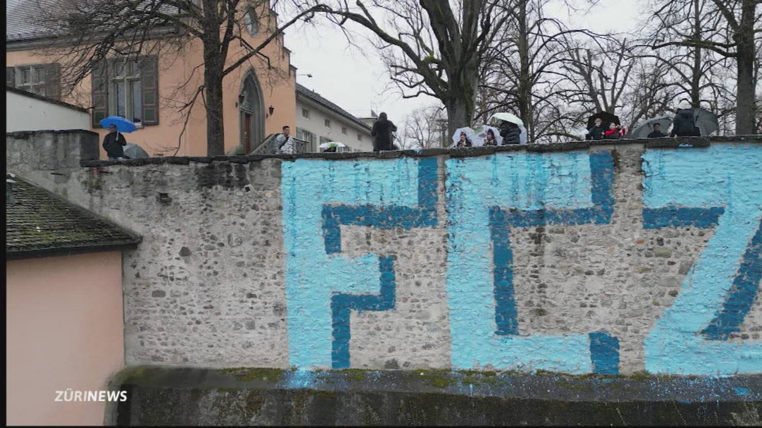 FCZ-Graffiti am Lindenhof sorgt für Empörung | TeleZüri