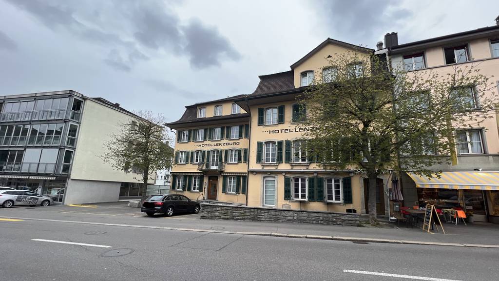 Lenzburg mietet Hotel für 60 Geflüchtete an