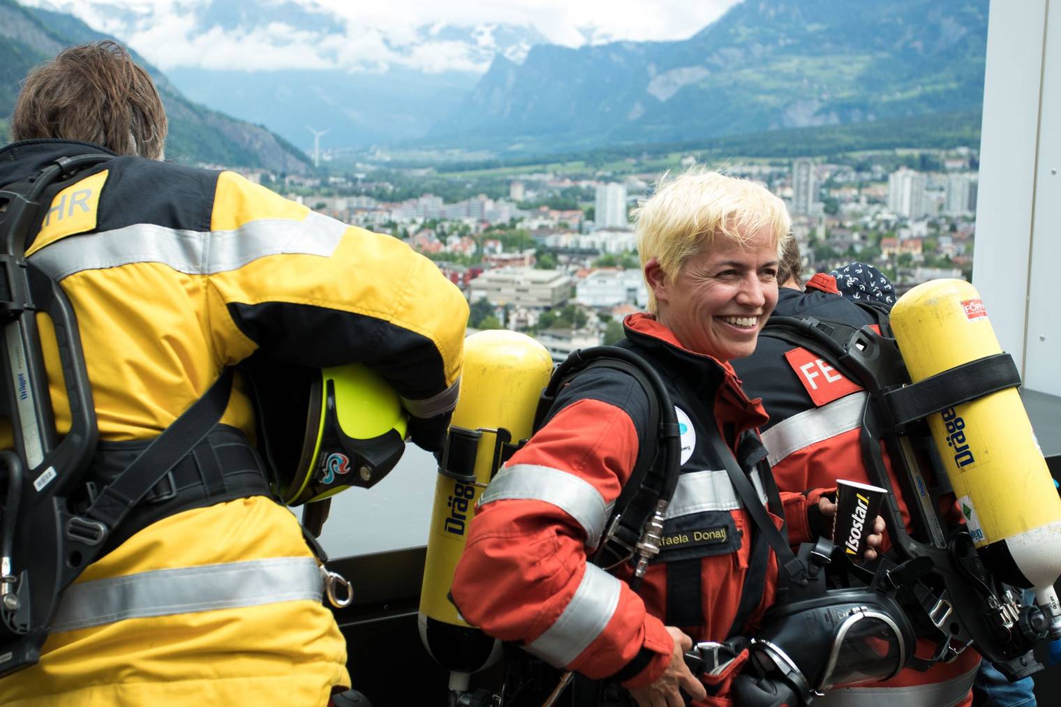 Nach dem Rennen konnten die Feuerwehrleute letztes Jahr den Blick auf Chur geniessen. (Bild: zVg)