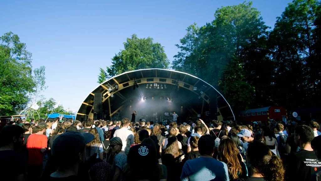 Sonnenberg: B-Sides Festival soll mit Sektoren stattfinden