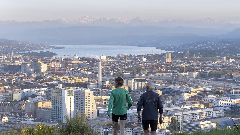 Die Stadt Zürich ist schön: Die Bewohnerinnen und Bewohner geben ihrem Wohnort nach wie vor gute Noten. (Symbolbild)