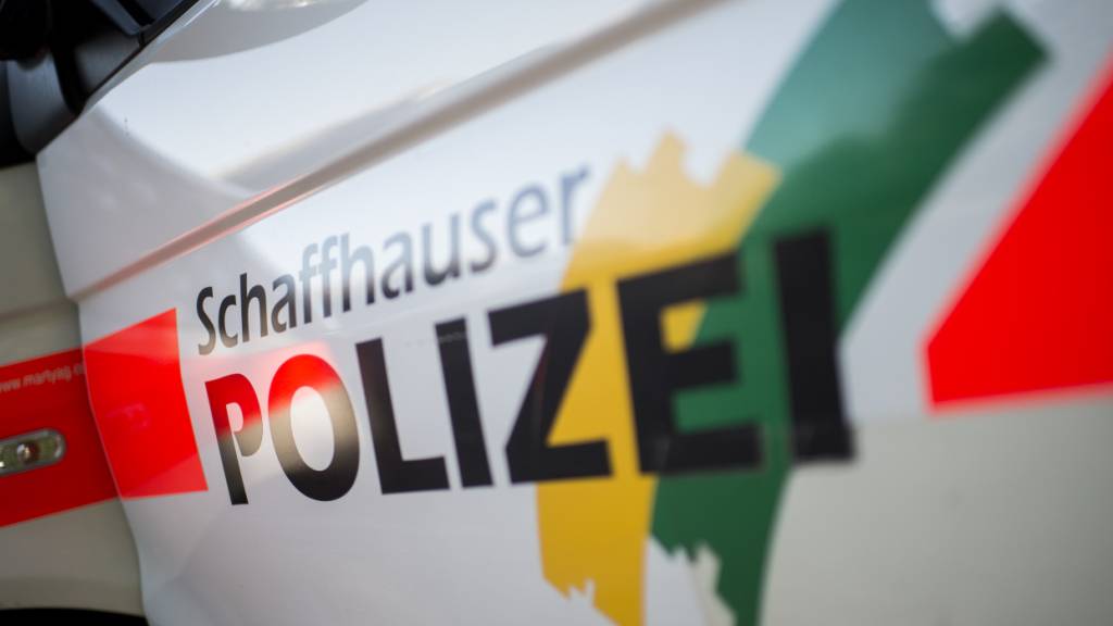 Der Kantonsrat hat am Montag mit der Beratung der Totalrevision des Polizeigesetzes begonnen. (Symbolbild)