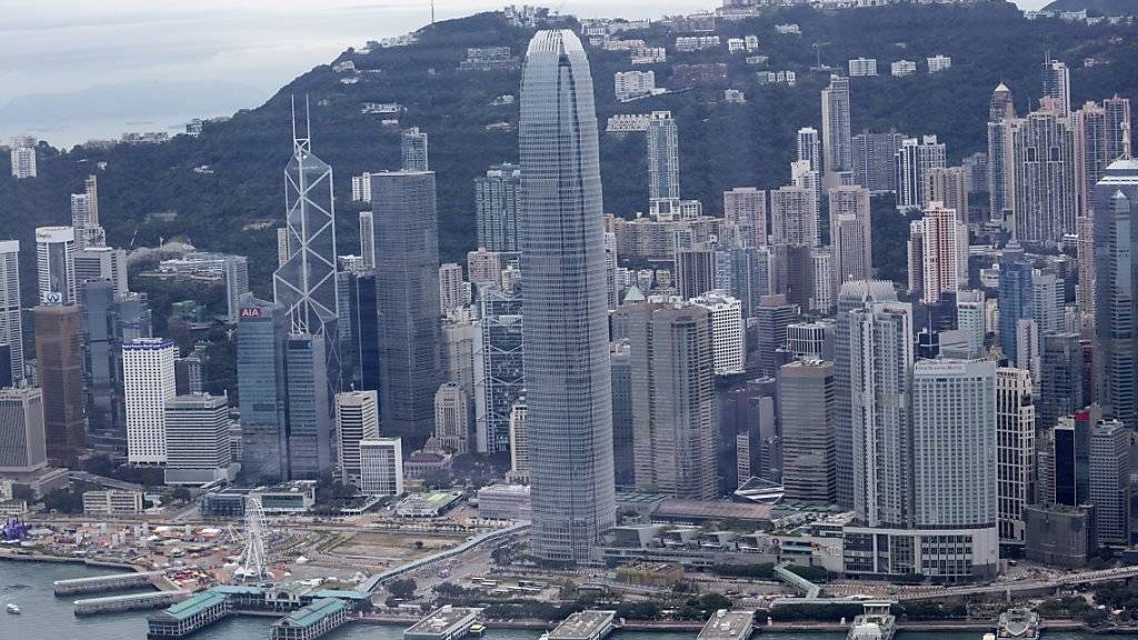 Schweizer Firmen haben 2014 vor allem in Asien investiert (Archivbild Finanzzentrum Hongkong).