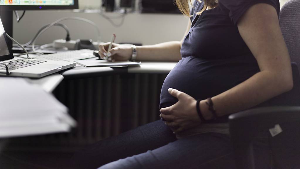 Angestellte der Stadt Thun können bald bereits vor der Geburt in den Mutterschaftsurlaub.