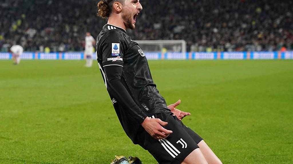 Adrien Rabiot beim Torjubel im Trikot von Juventus Turin