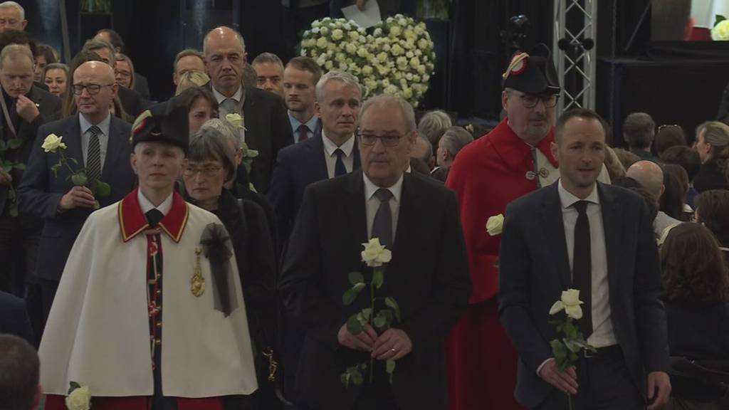 Gedenkfeier für die Opfer von Crans-Montana in Martigny