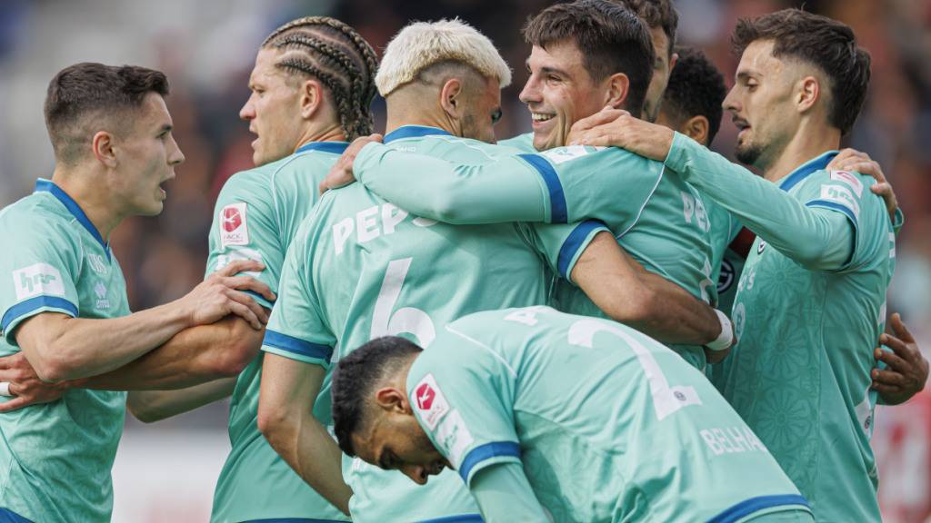 Lugano konnte sich in Sitten spät über das wichtige 2:2 freuen
