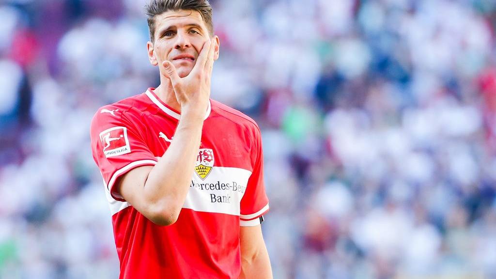 Mario Gomez vom VfB Stuttgart gastiert am Samstag im FM1-Land. (Bild: Keystone/DPA/Tom Weller)
