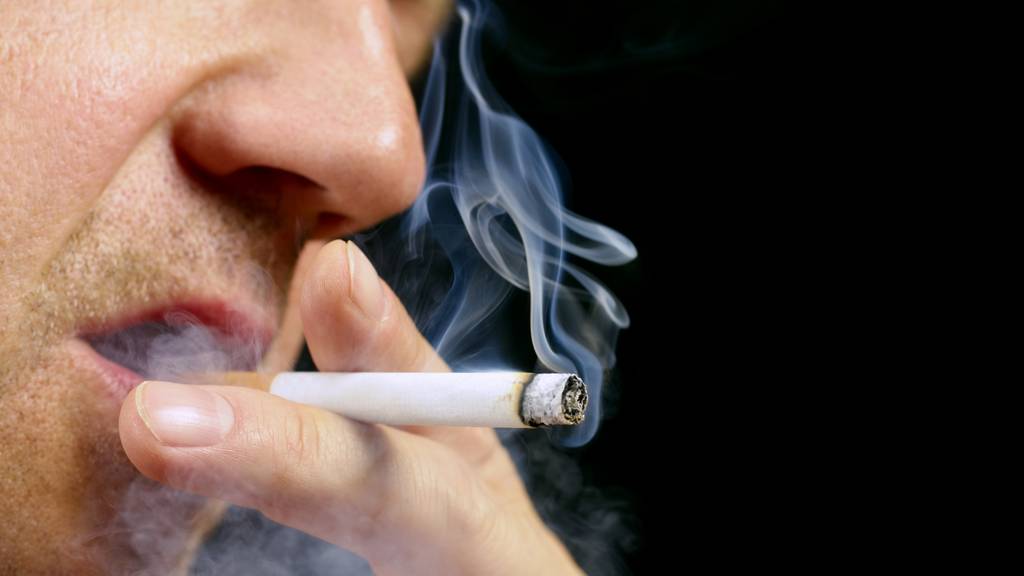 Besonders schlechte Noten erhält die Schweiz bei der Tabakwerbung.