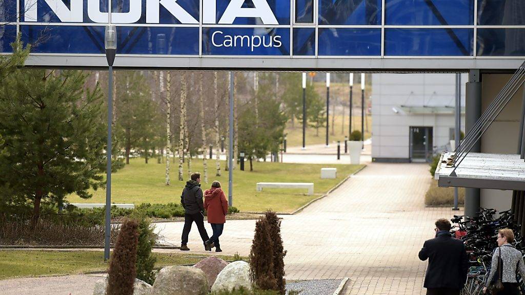 Stammsitz von Nokia im finnischen Espoo: Allein im Heimatland des einstigen Handypioniers sollen dem Sparprogramm in den nächsten zwei Jahren 1300 Stellen zum Opfer fallen.