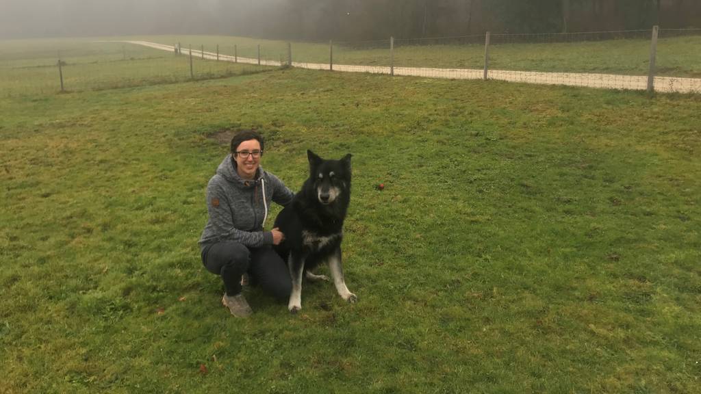 Alice Rindlisbacher mit Hund