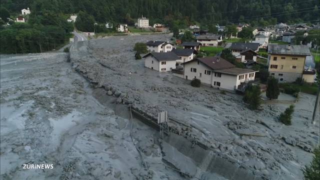 8 Menschen nach Bergsturz vermisst