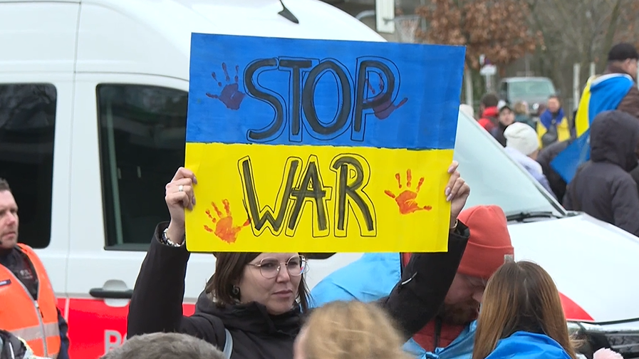 Solidarität für die Ukraine – so lief die Kundgebung in Bern