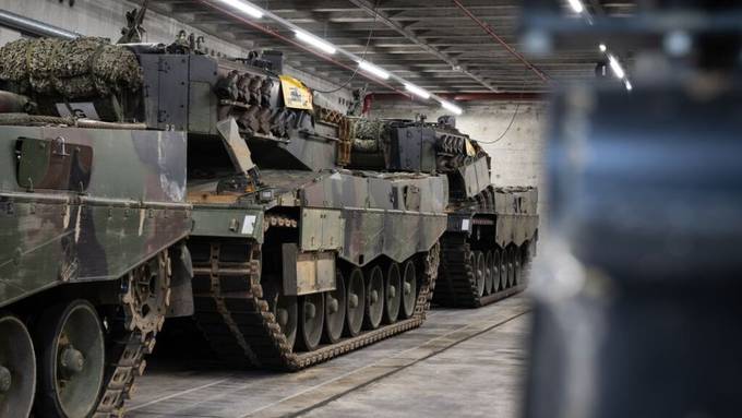 Ständerat stimmt zu: Schweiz kann 25 Leopard-2-Panzer weitergeben