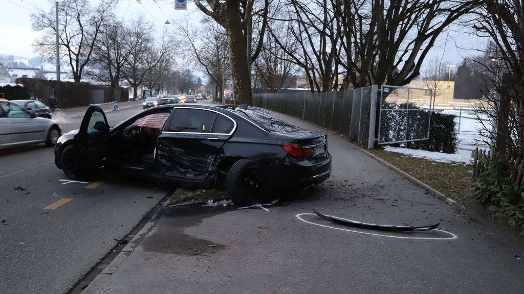 Hoher Sachschaden bei zwei Unfällen in St.Gallen