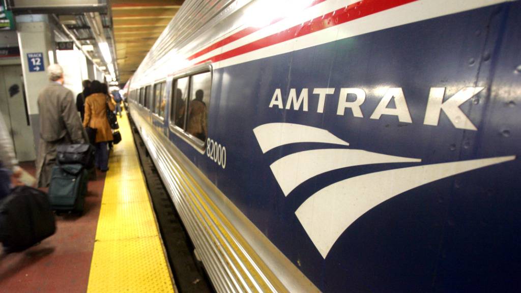 Die US-Bahngesellschaft Amtrak braucht weitere Hilfsgelder vom Staat. (Archivbild)
