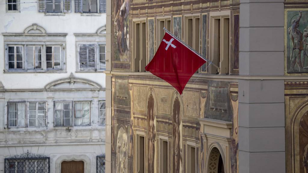 Die Schwyzer Bildungsdirektion wurde vorab über den Entscheid des Luzerner Kollegen informiert. (Symbolbild)