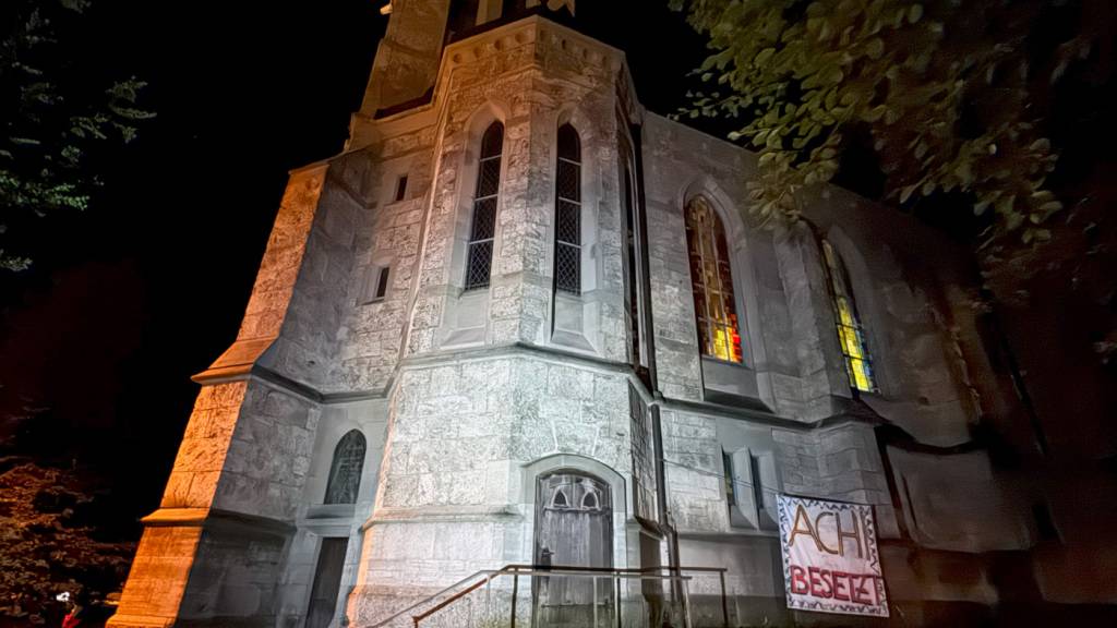 In der Nacht auf Sonntag besetzten rund 50 Personen kurzzeitig die Kirche St.Leonhard in St. Gallen.