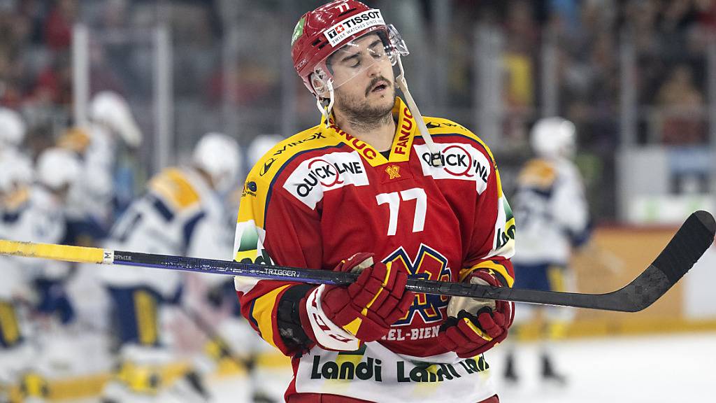 Robin Grossmann zählt beim EHC Biel zu den Routiniers, doch die Position des Centers ist auch für den 36-jährigen Verteidiger neu