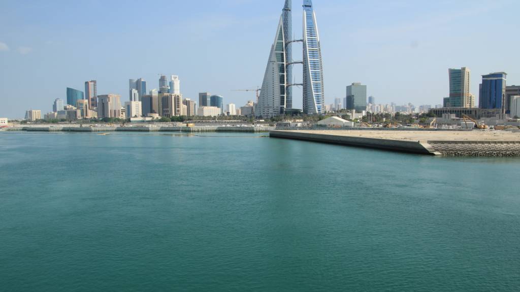 ARCHIV - Blick auf die Skyline von Manama. Foto: Cindy Riechau/dpa