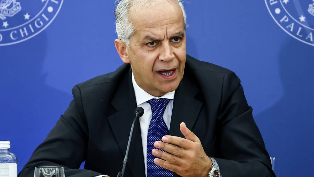 ARCHIV - Italiens Innenminister Matteo Piantedosi. Foto: Lapresse/Roberto Monaldo/Zuma Press/dpa/Archivbild