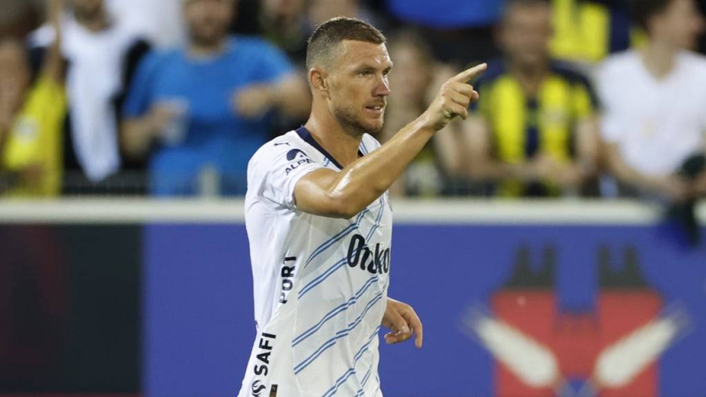 Edin Dzeko setzt seine Karriere in Florenz fort