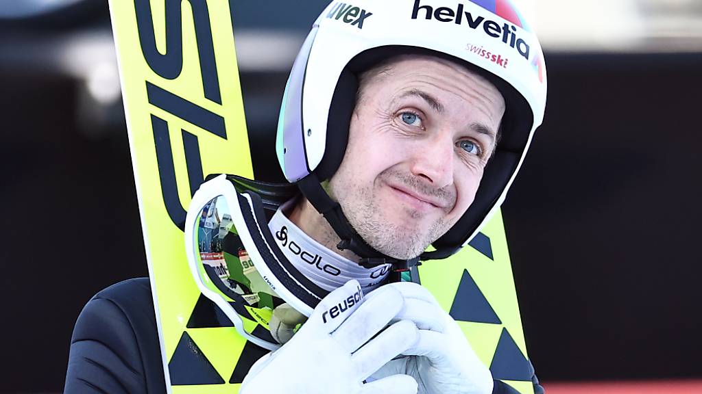Skeptischer Blick: Veteran Simon Ammann schaffte es in Lillehammer als 28. nur knapp in die Punkte, war aber dennoch bester Schweizer