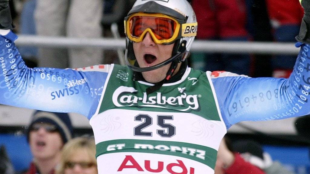 Silvan Zurbriggen jubelt nach seiner Fahrt zu Slalom-Silber