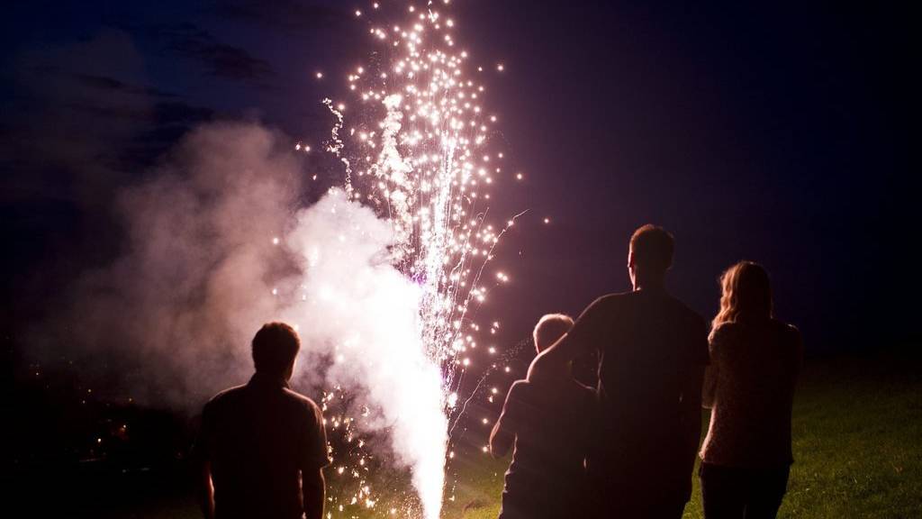 Mancherorts ist es verboten, vor dem 1. August Feuerwerk zu zünden. (Archiv)