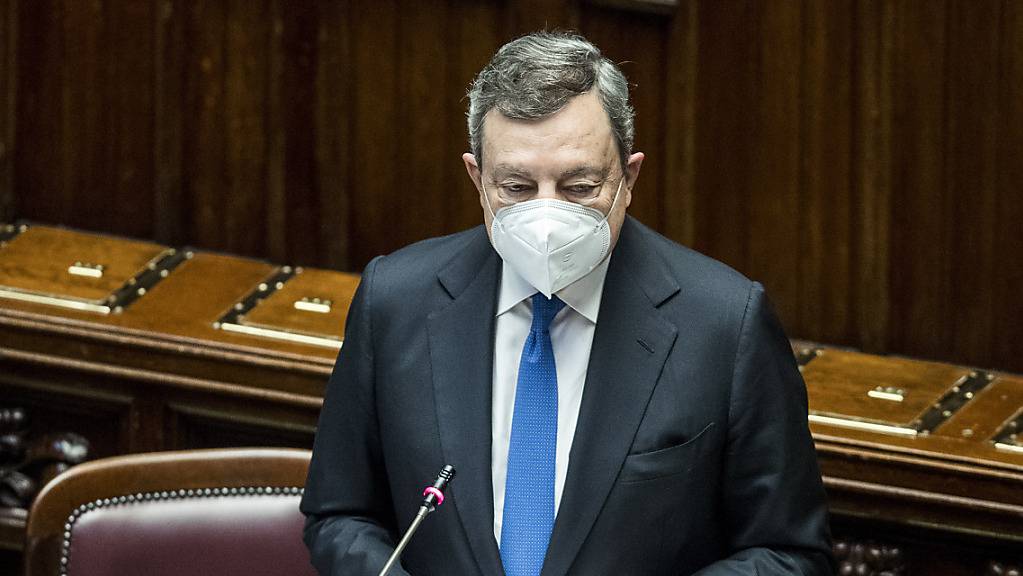 Mario Draghi, Ministerpräsident von Italien, spricht vor der Abgeordnetenkammer in Rom. Foto: Roberto Monaldo/LaPresse/AP/dpa