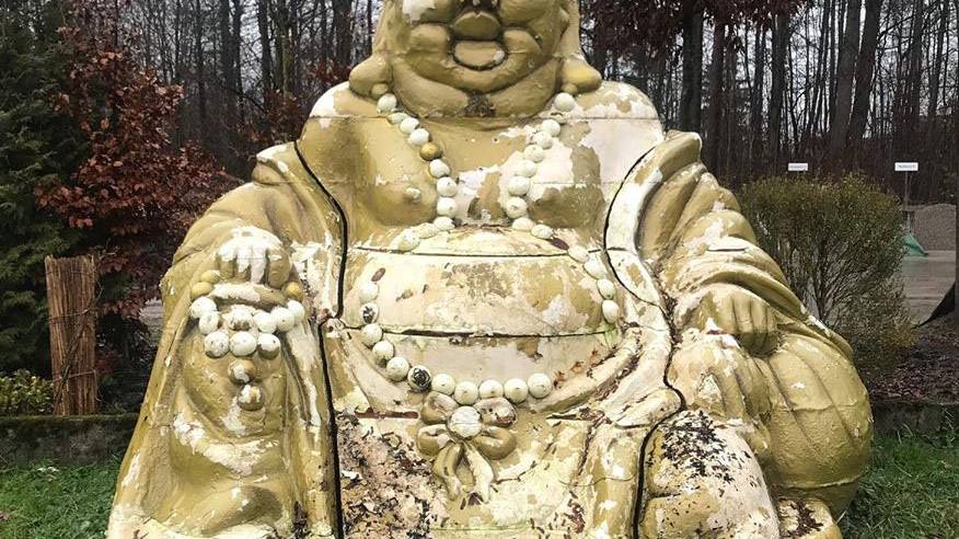 Vor über einem Jahr wurde eine Buddha-Statue in einem Park in Winterthur abgestellt. Die Stapo hat den Buddha nun verschenkt.