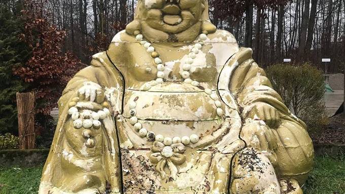 Stapo Winterthur verschenkt XXL-Buddha