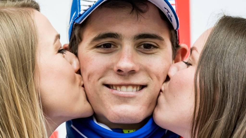 David Gaudu lässt sich als Tagessieger feiern, wie hier einst an der Tour de Romandie