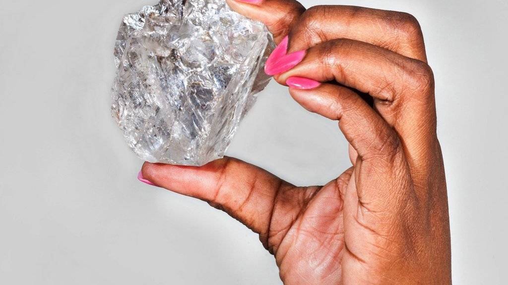 In Botswana wurde der zweitgrösste je gefundene entdeckt. Er wiegt 1111 Karat, sein Wert ist noch nicht bestimmt.