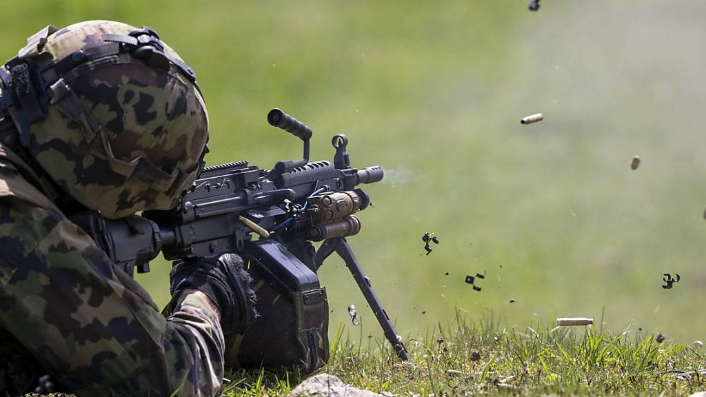 Bundesrat beantragt MilliardenZahlungsrahmen für die Armee Radio Central