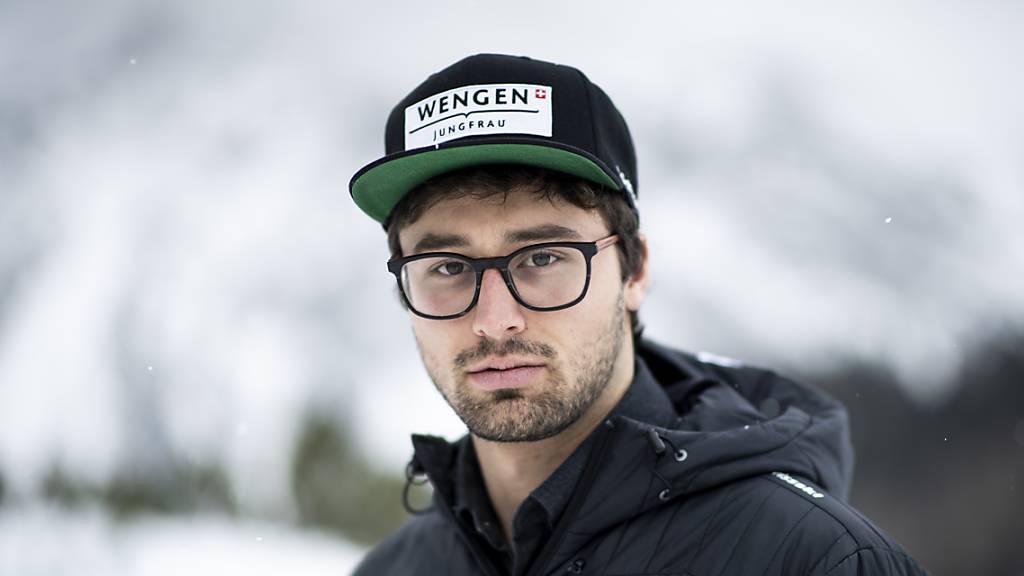 Schafft beim Weltcup-Auftakt der Skicrosser den Sprung aufs Podest: Der Berner Oberländer Ryan Regez wird in Val Thorens Dritter
