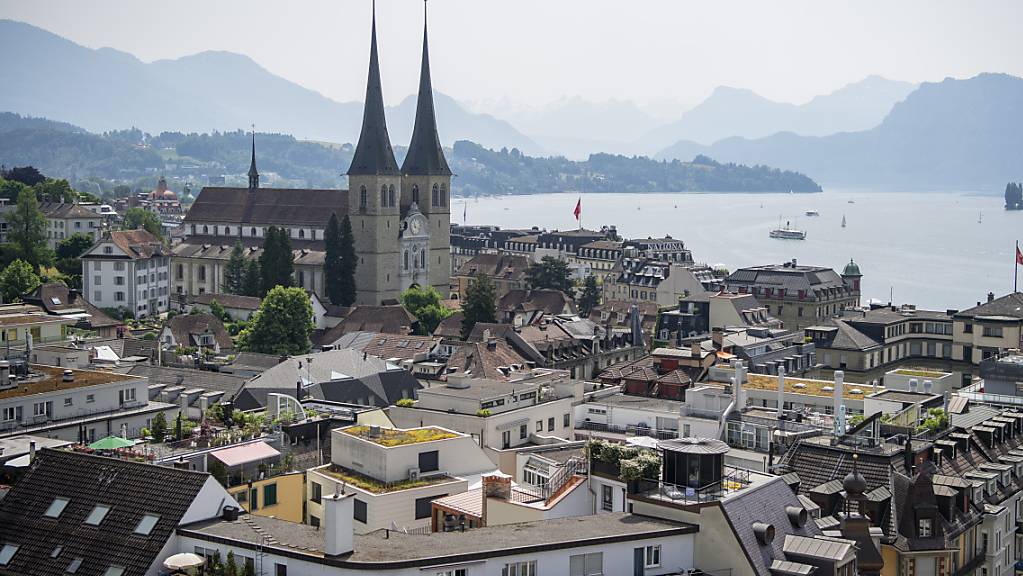 Die Stadt Luzern wird 2022 wieder Teil des Verbands Luzerner Gemeinden - das Stadtparlament hat dem Wiederbeitritt seinen Segen gegeben. (Archivbild)