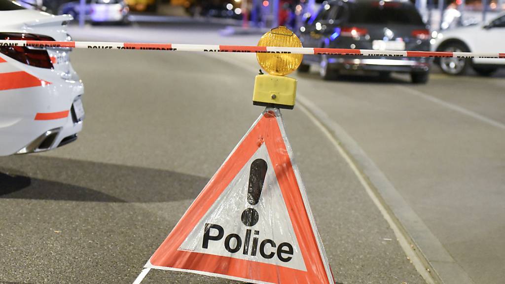 Im Bahnhof von Morges VD ist am Montagabend ein Mann bei einem Polizeieinsatz ums Leben gekommen. (Themenbild)