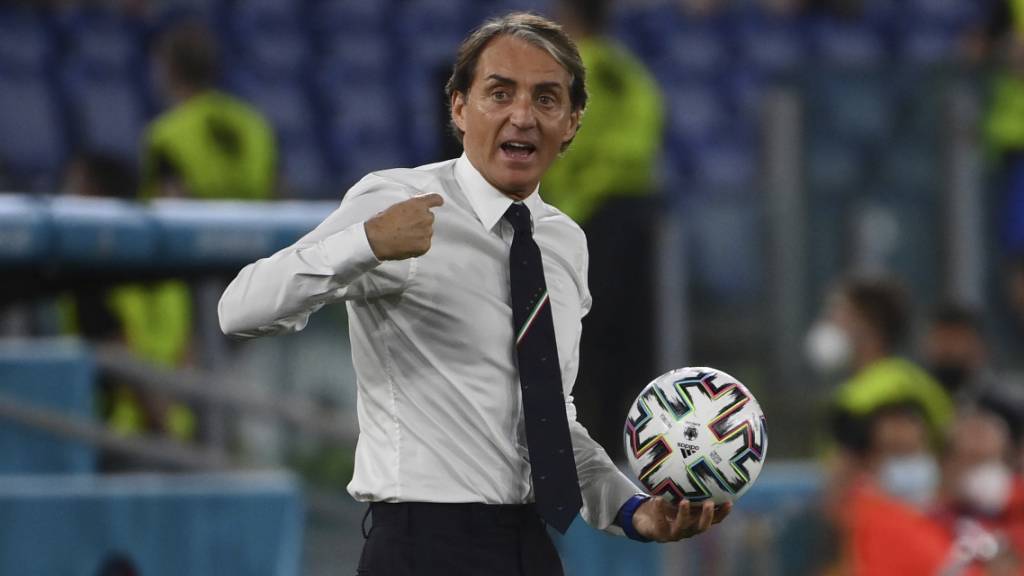 Italiens Nationalcoach Roberto Mancini wurde am Mittwoch von seinem Team gut unterhalten