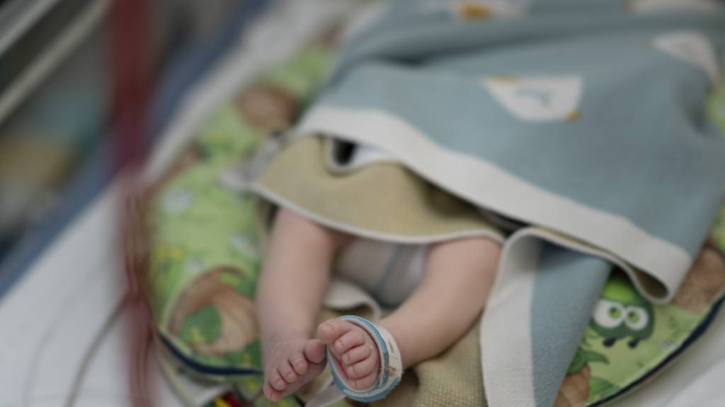 Noch vor der Geburt sollen Babys vor Hirnhautentzündungen geschützt werden. (Symbolbild)