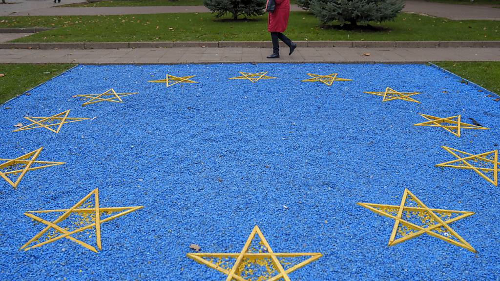 ARCHIV - Das EU-Referendum in Moldau ist noch knapper ausgegangen als zunächst mitgeteilt. Foto: Vadim Ghirda/AP/dpa