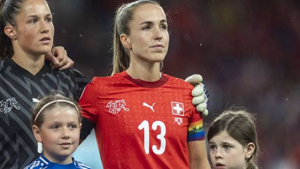 Lia Wälti führte die Schweiz als Captain zum Sieg und lobt den Teamspirit